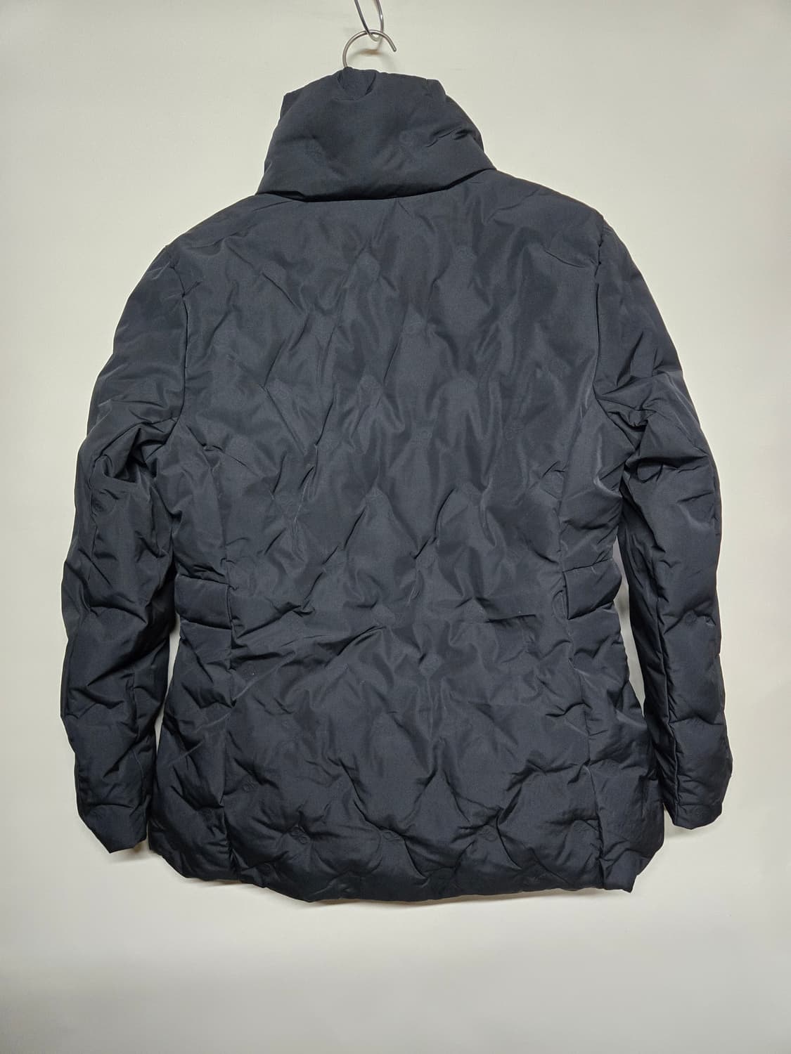 캘빈클라인 퍼포먼스 여성 패딩 L 블랙 벨트X 상품이미지2