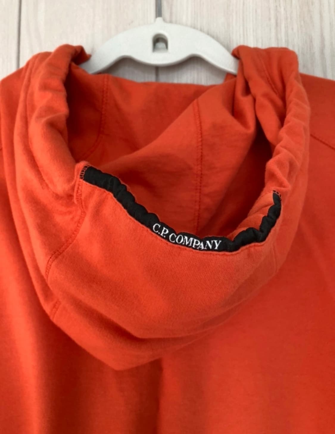 C.P. Company L 사이즈 오렌지색 후드집업 상품이미지3