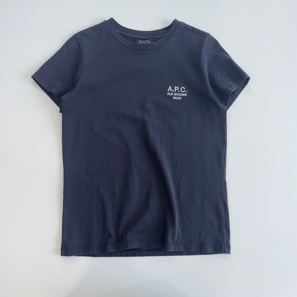 A.P.C 아페쎄 스몰로고 네이비 반팔 상품이미지3