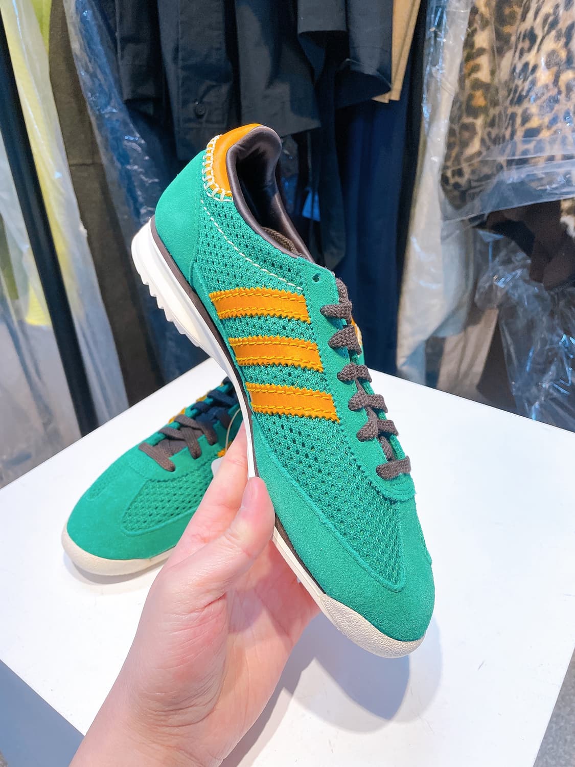 (정품/새상품) 아디다스 X 웨일스 공용 보너 니트 그린 스니커즈 상품이미지5