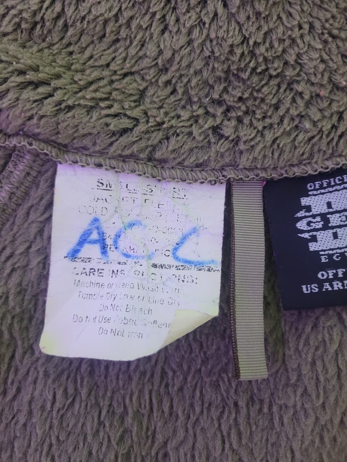 미군 오리지널 ECWCS Gen3 레벨3 후리스코요테 팩텀사 스몰숏 상품이미지2