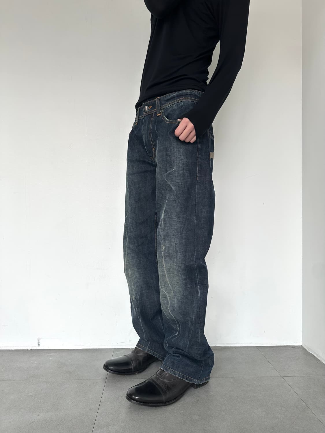 아르마니 익스체인지 크랙 워싱 데님팬츠 상품이미지2