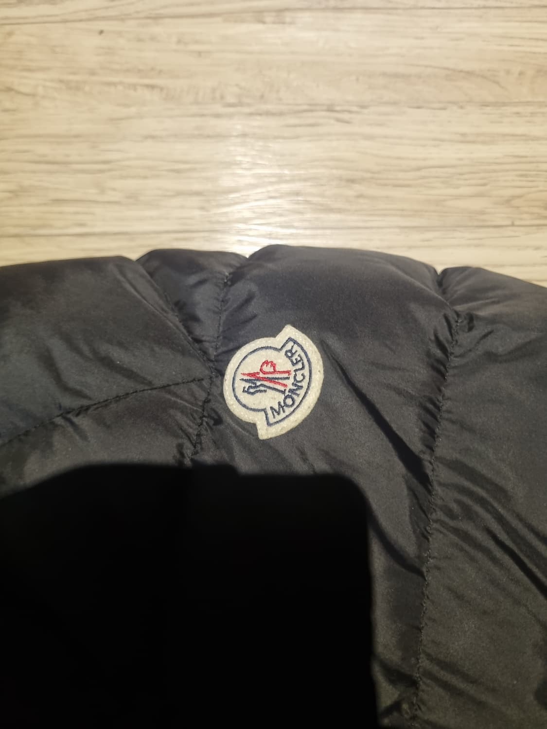 특가) 몽클레어  블랙패딩 점퍼.  M/L 상품이미지4