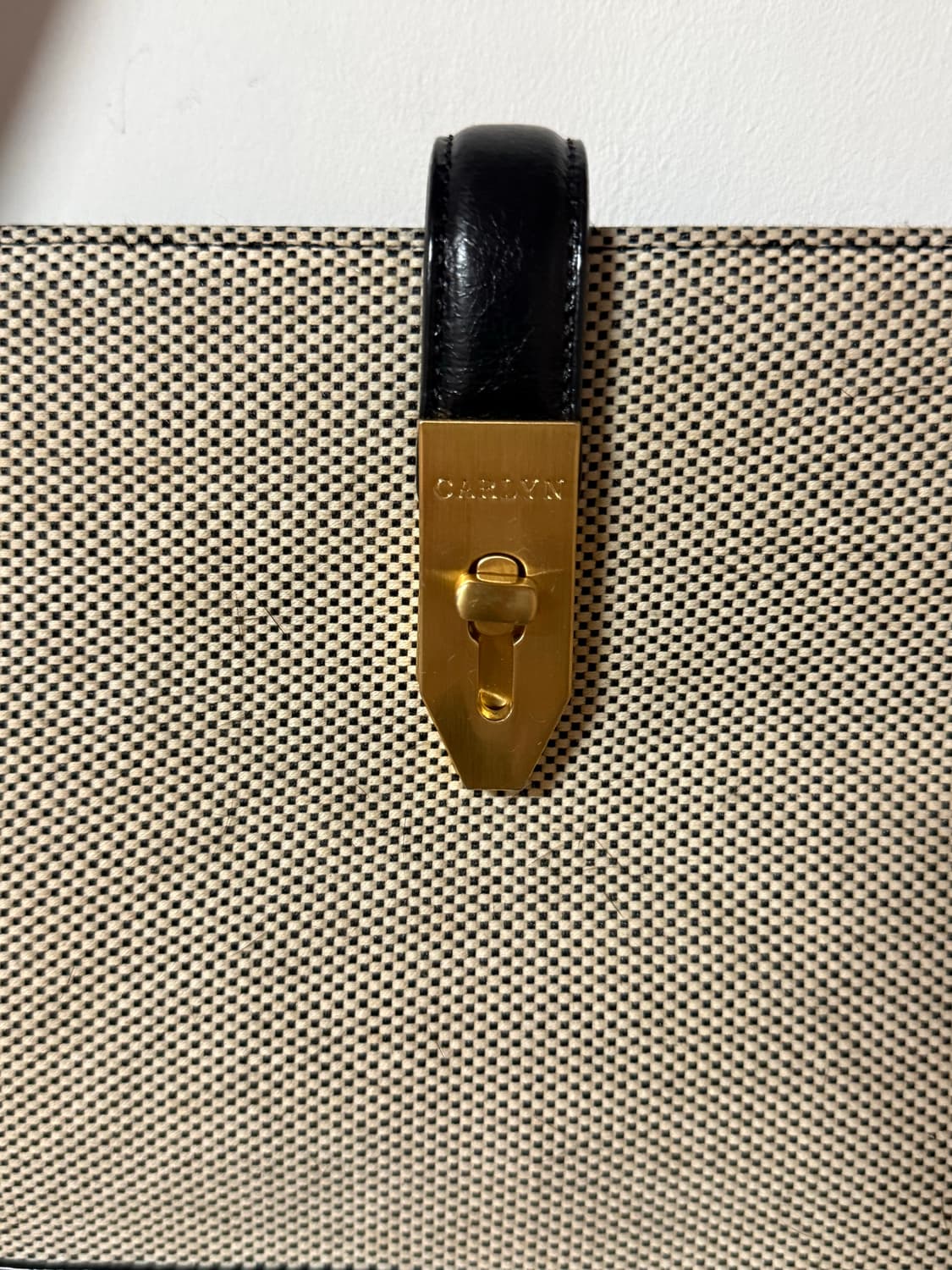 시즌한정 CARLYN 칼린 클래식 소가죽 캔버스백 상품이미지3