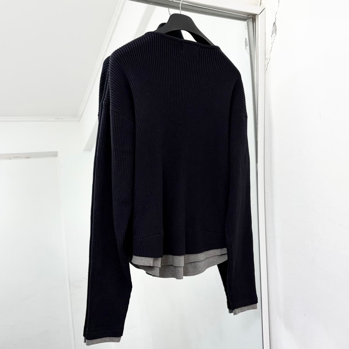 르아브 더블 레이어드 콘트라스트 니트 상품이미지4