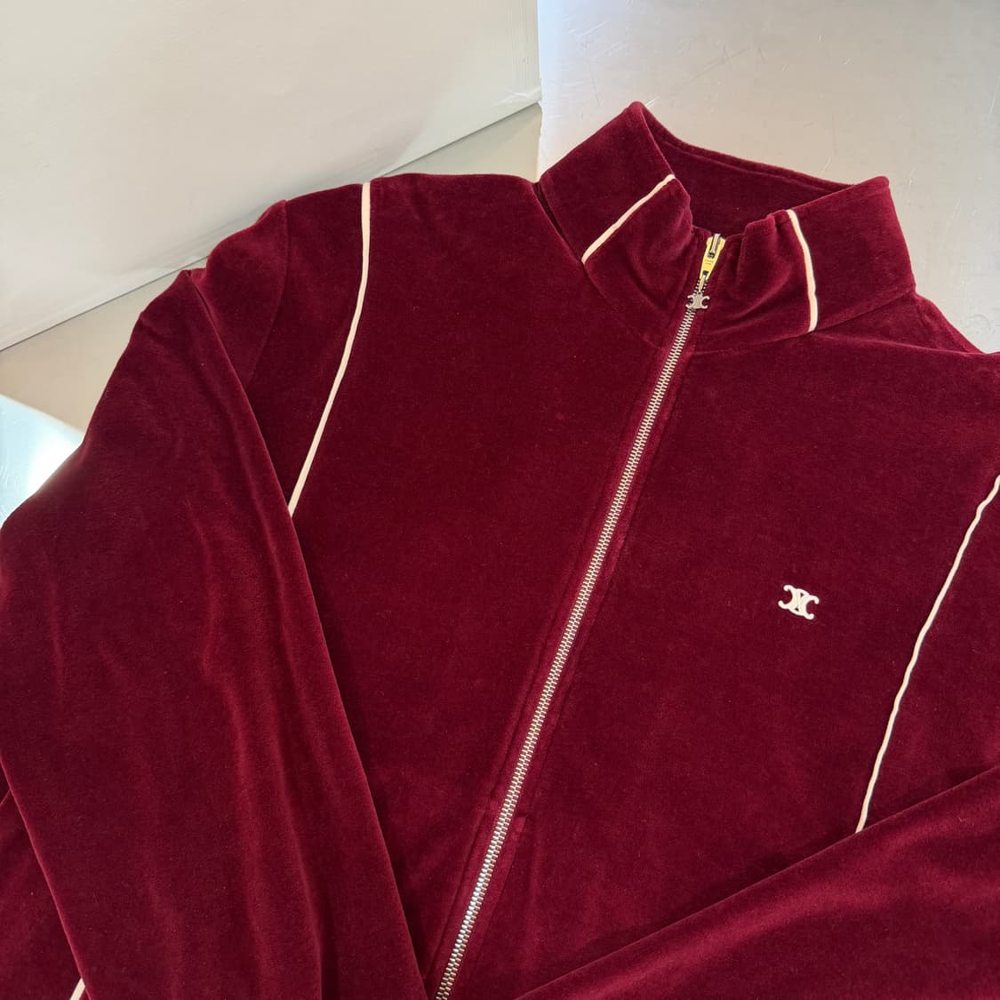 [리오브] 셀린느 트리오페 벨루어 트랙 벨벳 집업 상품이미지3