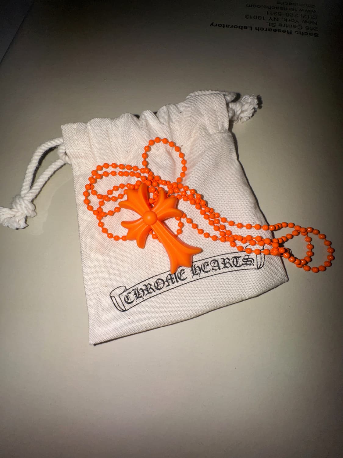 (새상품)크롬하츠 실리크롬 CH 크로스 펜던트 오렌지 상품이미지4