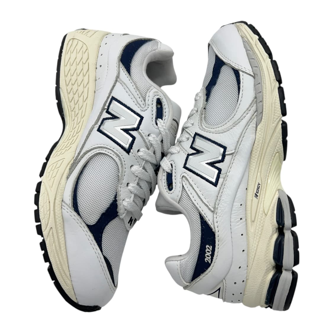 230 뉴발란스 2002R 화이트 인디고 상품이미지3