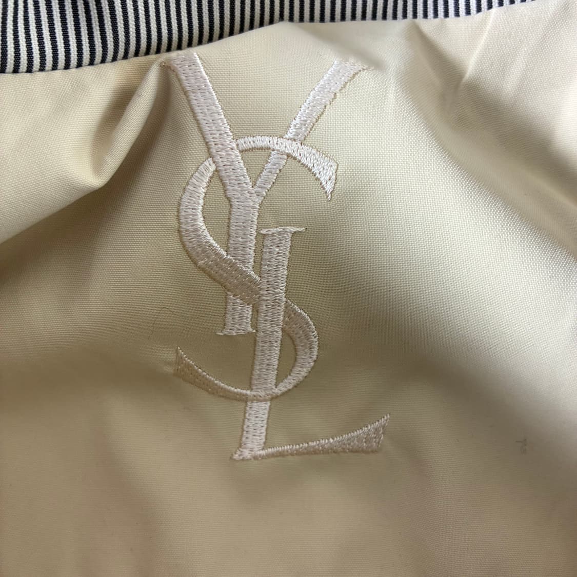 Yves Saint Laurent  입생로랑 자수 폴리쉘 블루종 자켓   상품이미지5