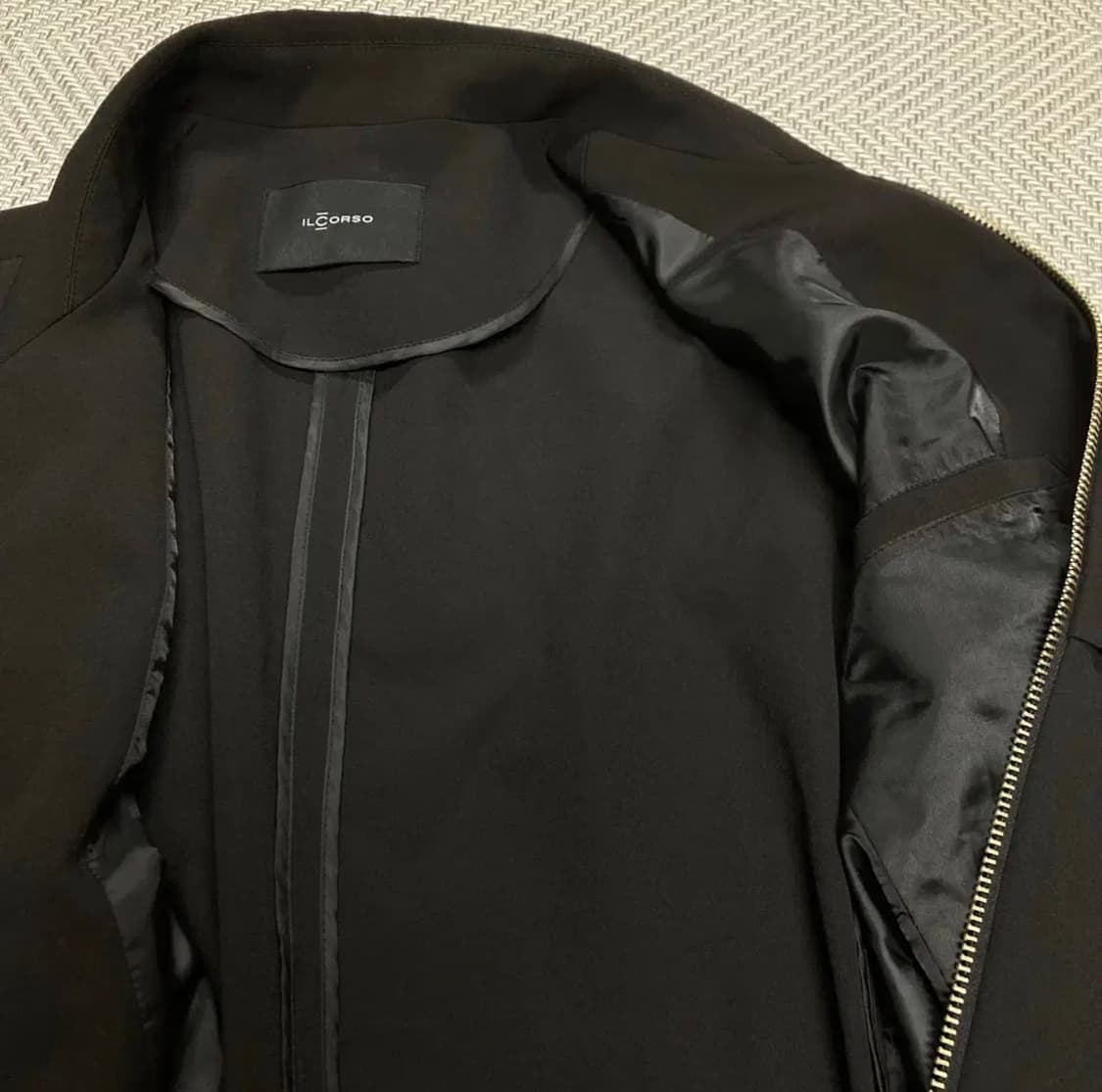 (100)일꼬르소 블랙 간절기 자켓 상품이미지4