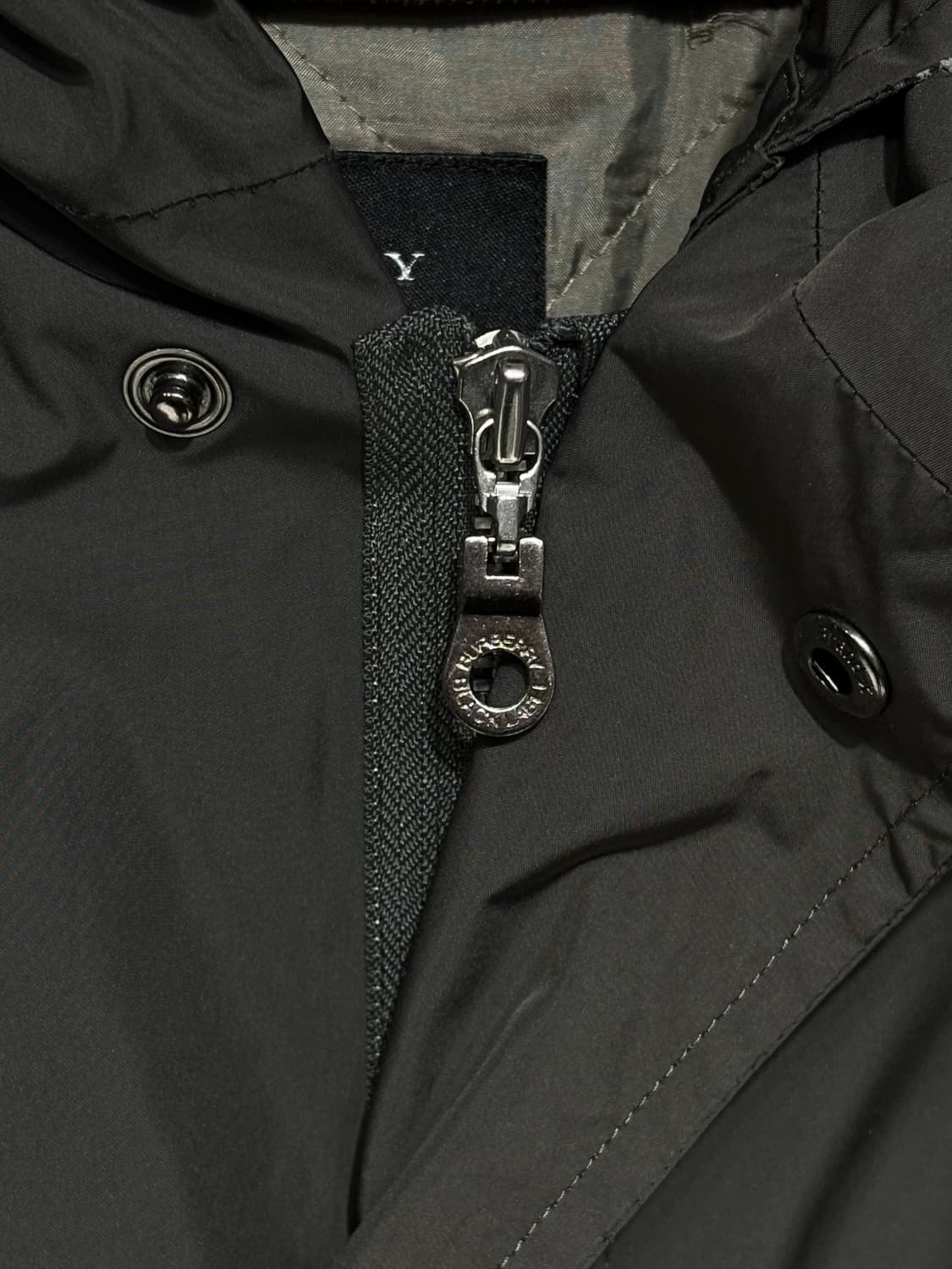 버버리 블랙라벨 모즈코트 개파카 상품이미지3