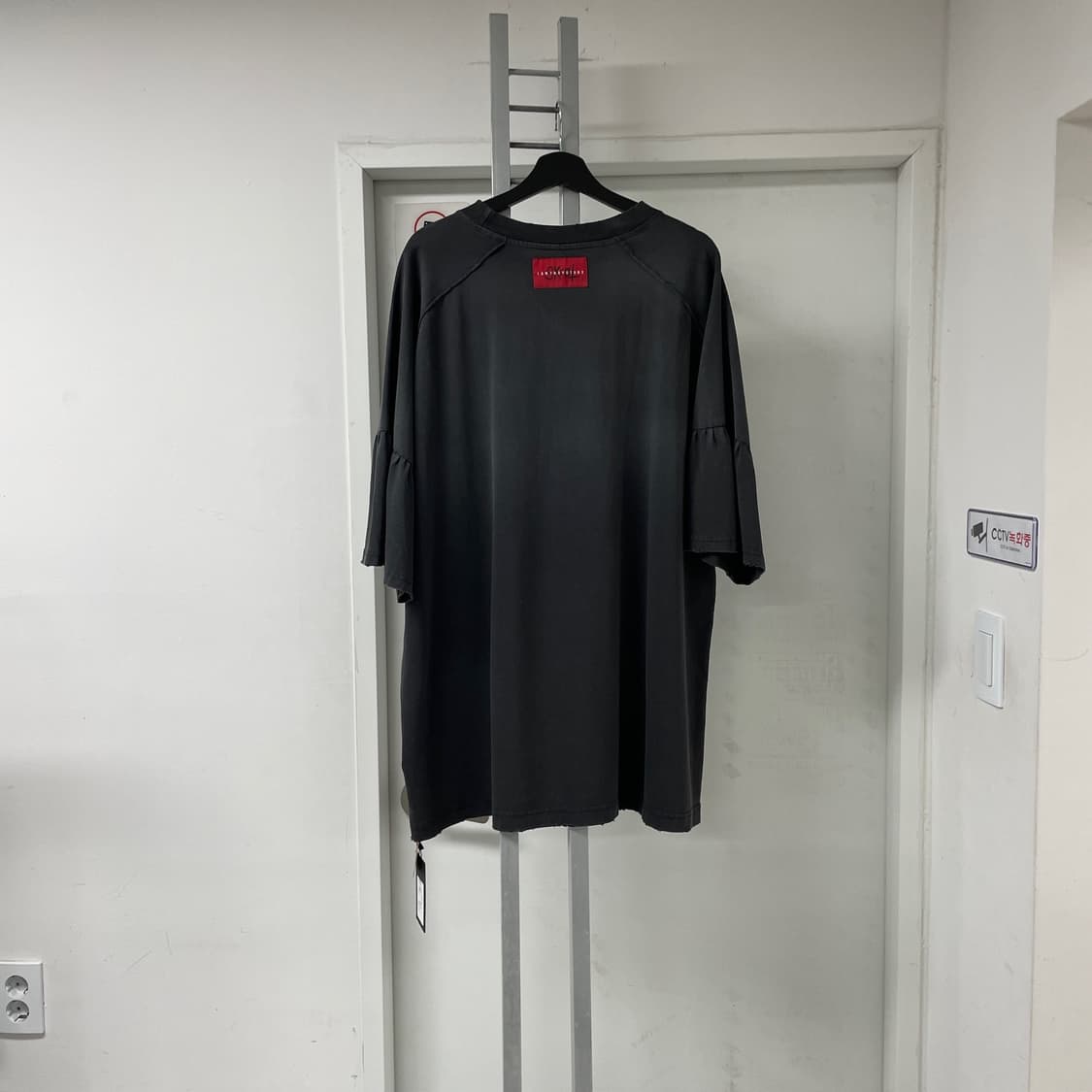 IATF 아이엠더퓨처 스쿠읏 반팔 티셔츠 새상품 F 상품이미지6