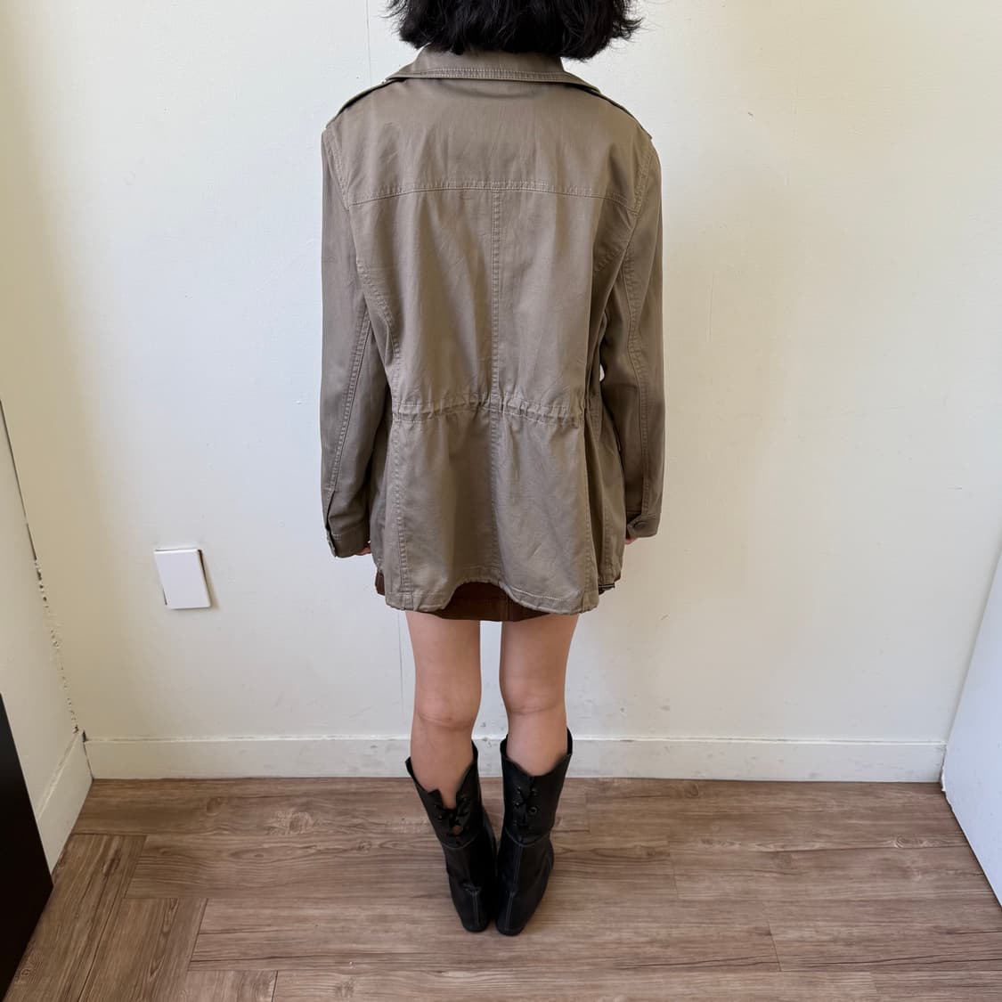 버버리 하이넥 사파리 자켓 상품이미지3