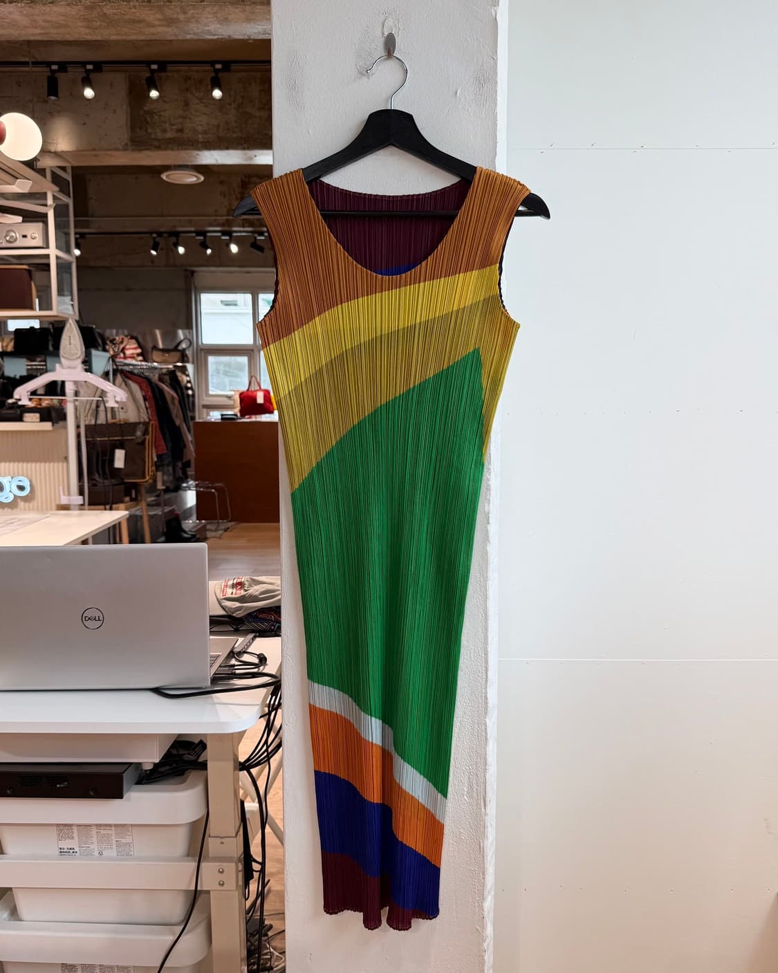 플리츠 플리즈 멀티컬러 슬리브리스 원피스  상품이미지2