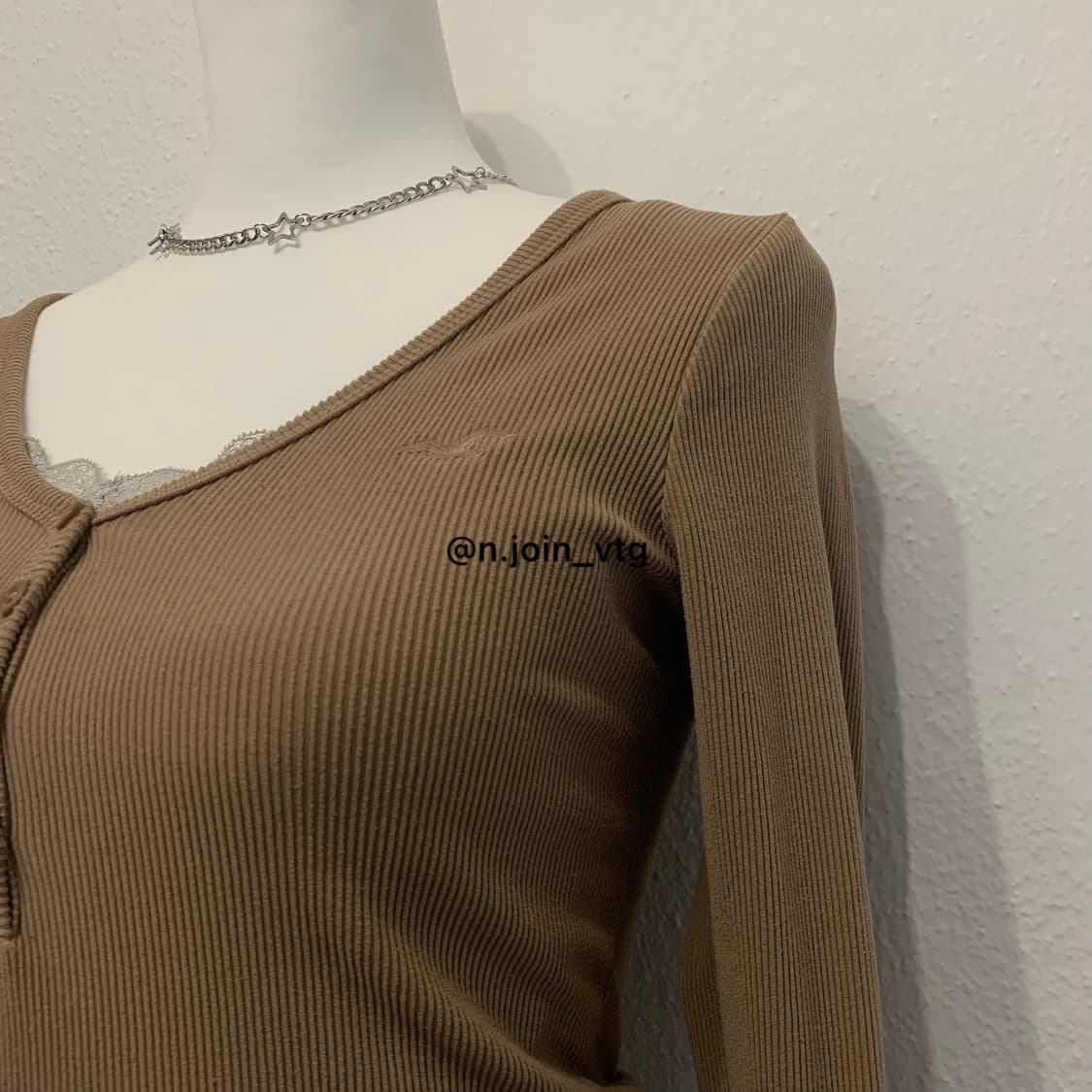 홀리스터 딥브라운 롱슬리브 아베크롬비 상품이미지2