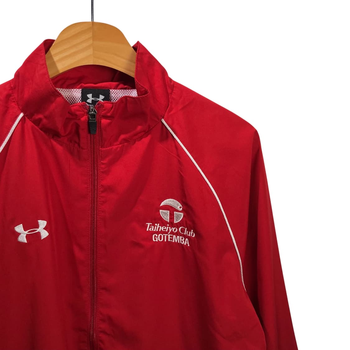 언더아머 레드 바람막이 상품이미지3