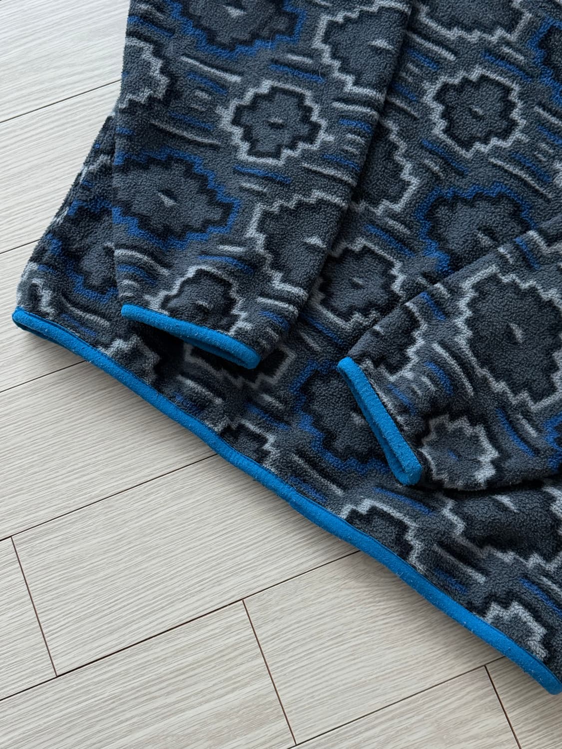 파타고니아 신칠라 플리스 스냅티 아즈텍 야나바 Mens 상품이미지3