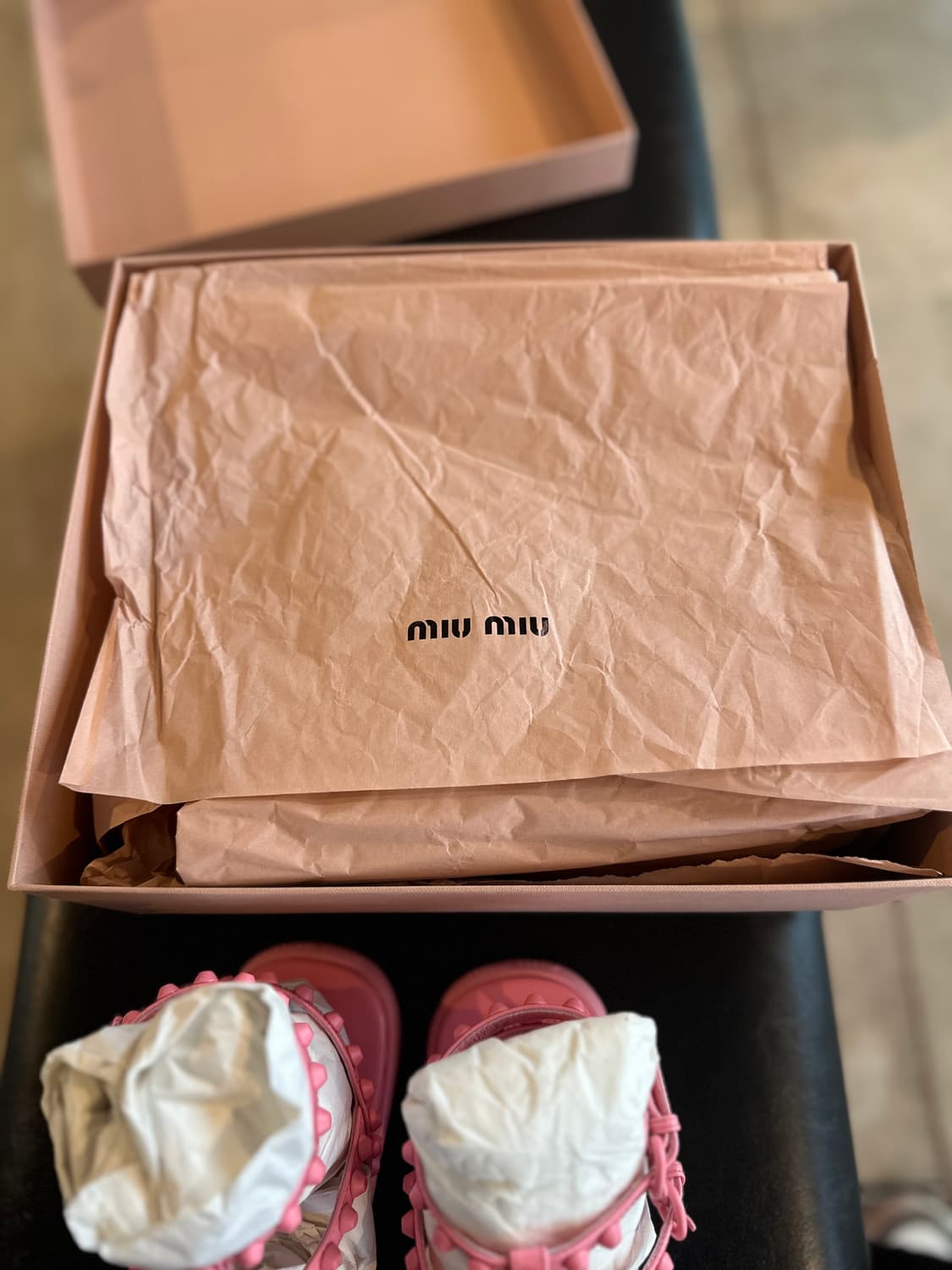 미우미우 스터드 글리에이터 샌들 상품이미지6