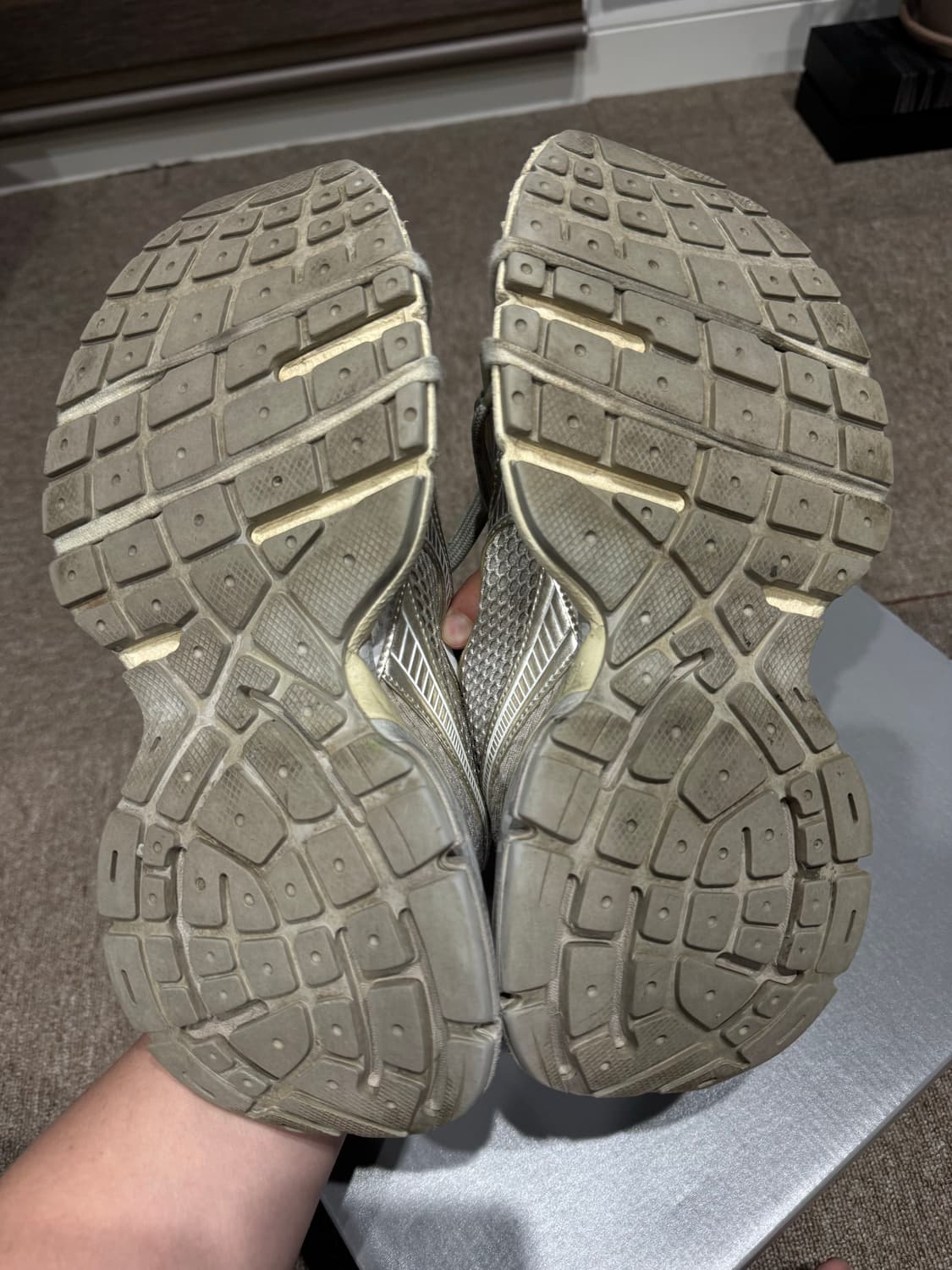 발렌시아가 3xl 에그쉘 41 상품이미지2