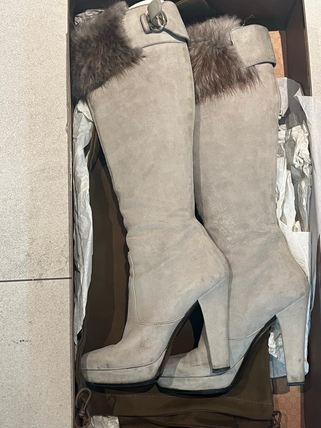 Gucci suede Fur Boots 36C 상품이미지3