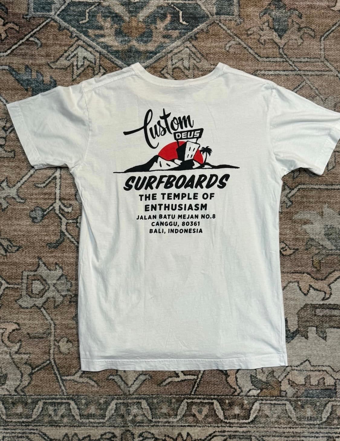 데우스 반팔 상품이미지2