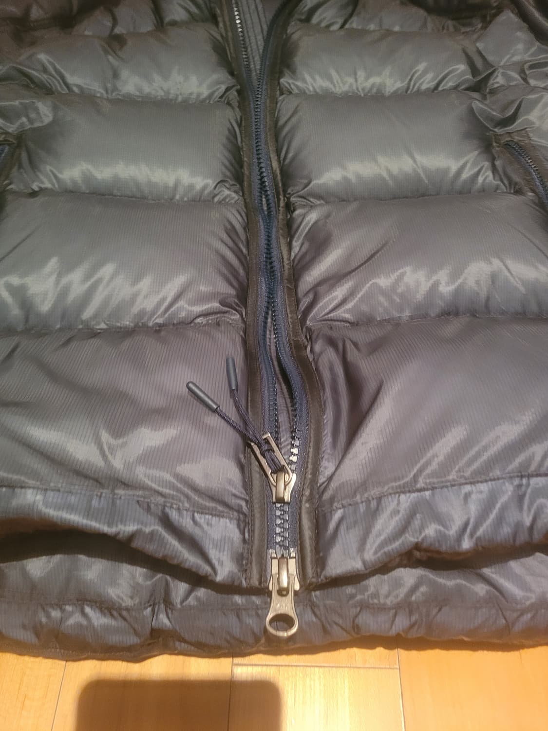 디디쉘느낌 코오롱스포츠 남성 경량 인후드 다운자켓 100 상품이미지4