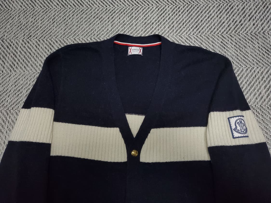 몽클레르 감마블루 금장버튼 가디건 L 상품이미지3