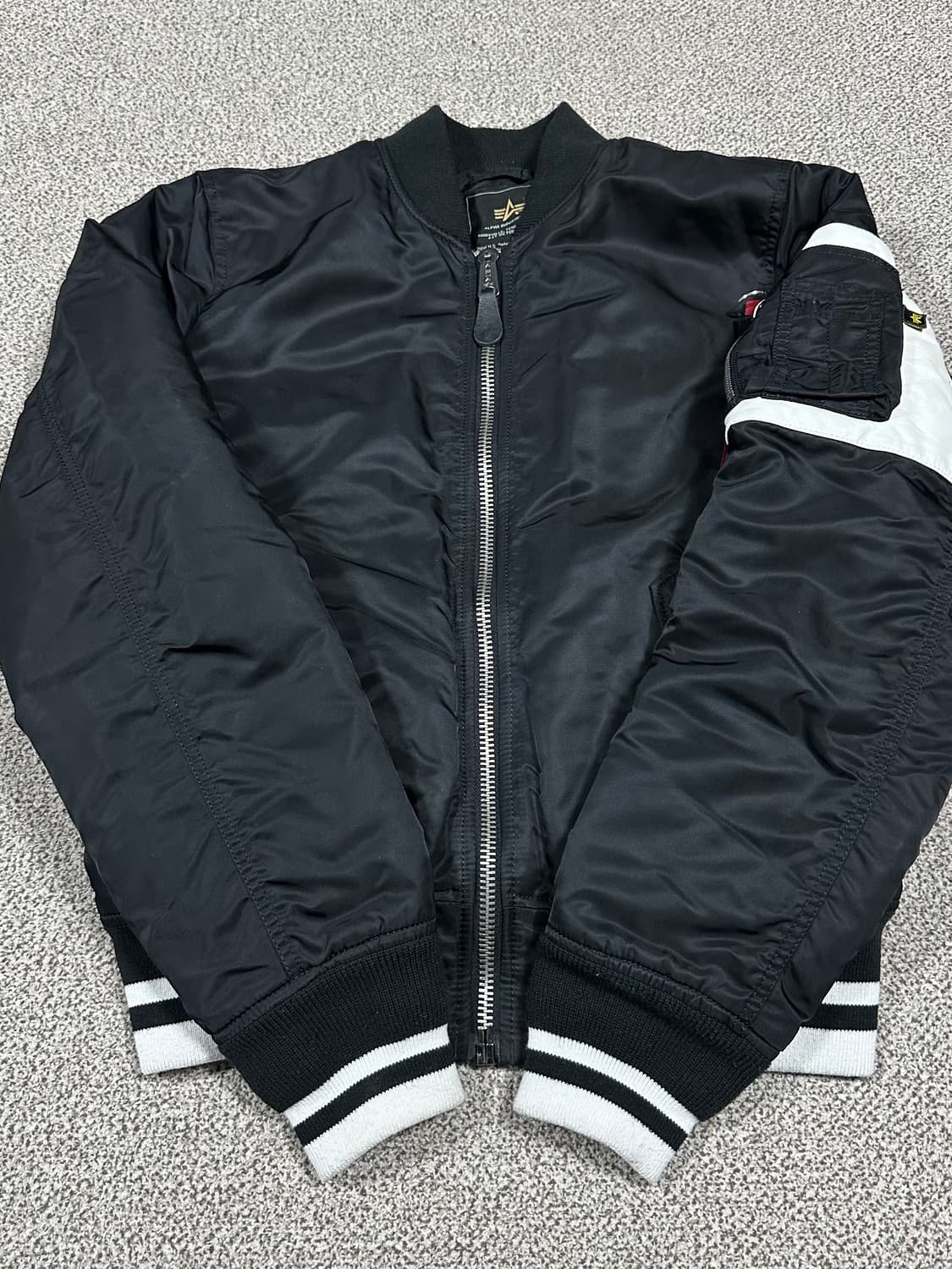 알파인더스트리x무신사 ma1 항공점퍼자켓 M 상품이미지3