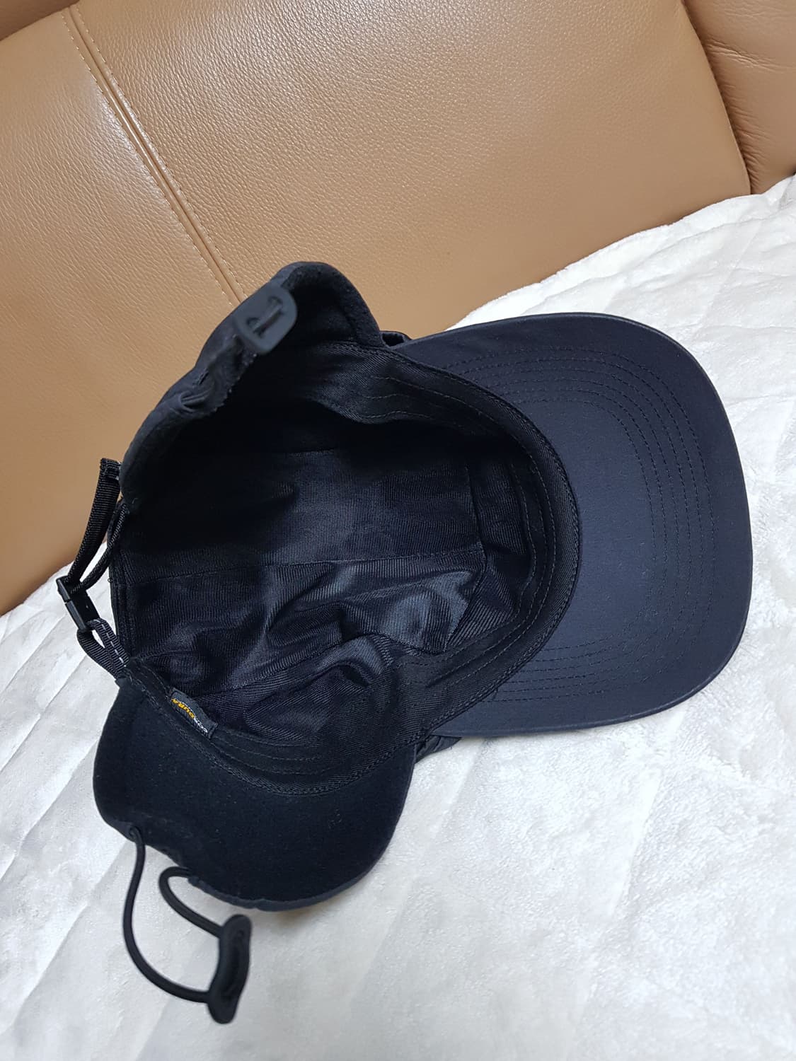 슈프림 패커블 이어플랩 캠프캡 모자 블랙 22FW 상품이미지6