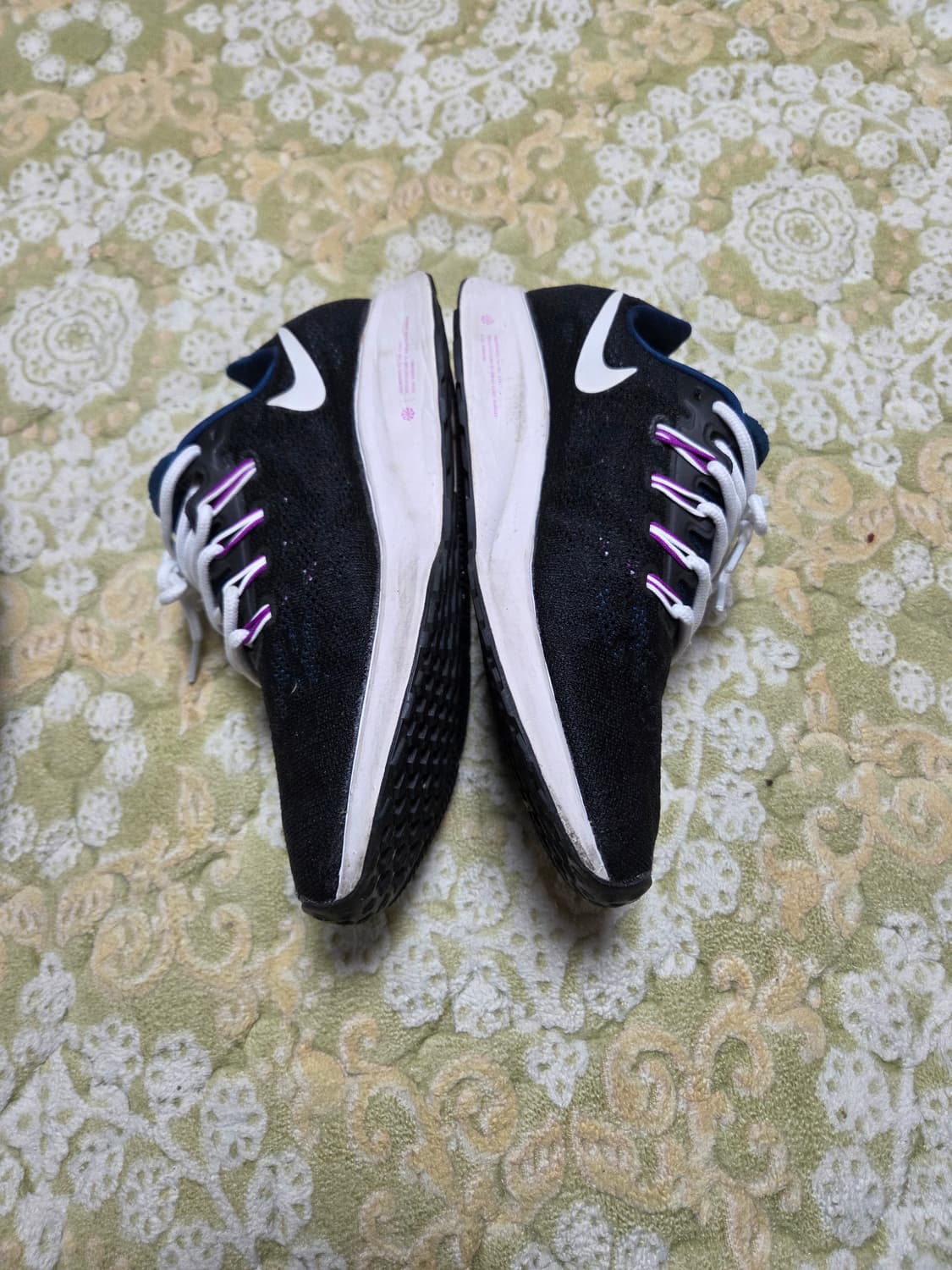 정품)나이키 AQ2210 경량운동화 245 상품이미지3