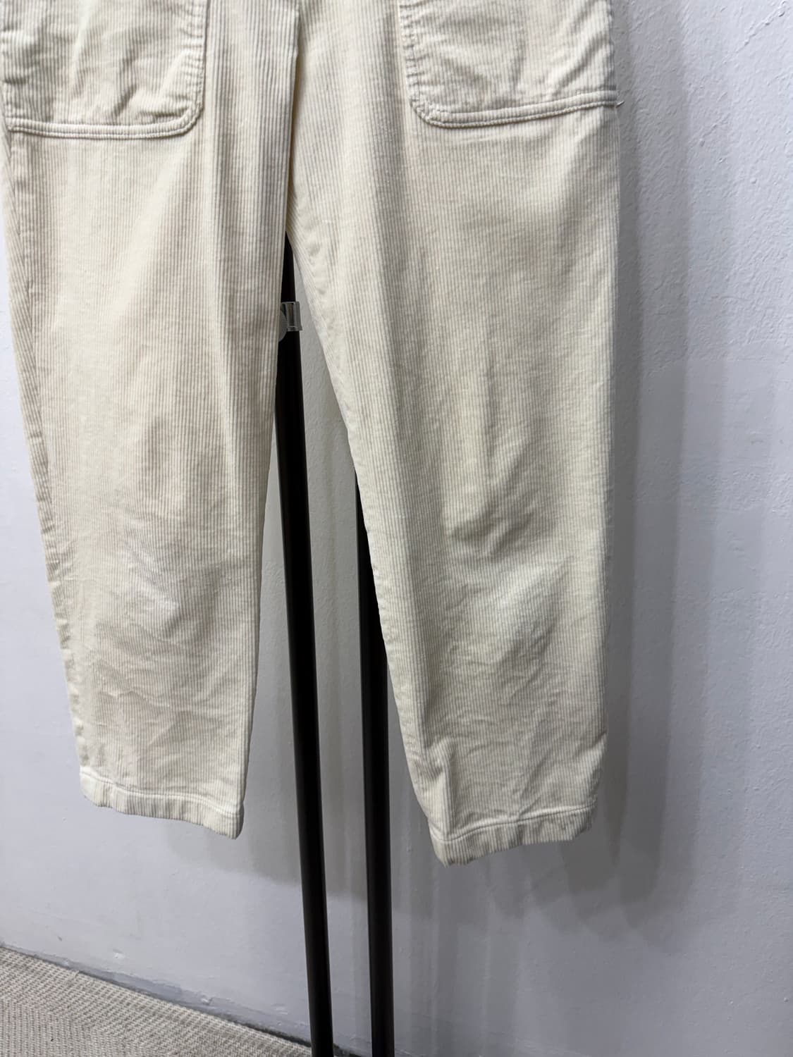 정품) 아떼 바네사브루노 아이보리 코듀로이 팬츠 36(28) 상품이미지3