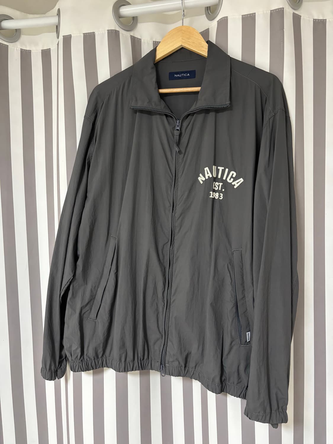 노티카 바람막이 상품이미지1