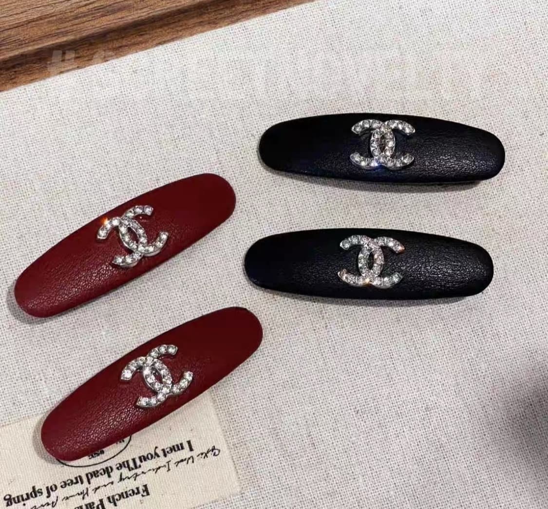 샤넬 큐빅 포인트 헤어핀 1ps 상품이미지1