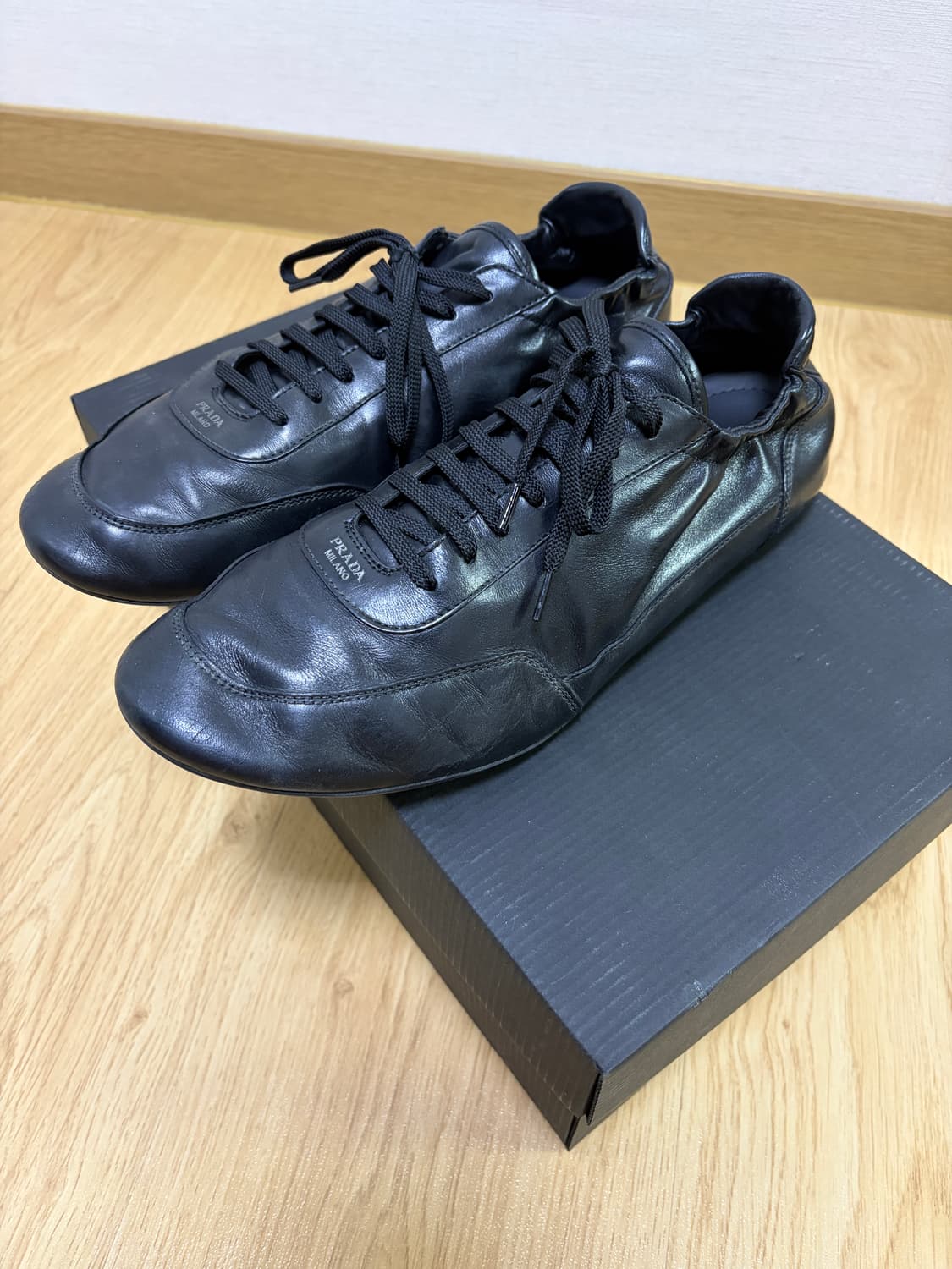 prada leather collapse uk9 프라다 레더 콜랩스 상품이미지3