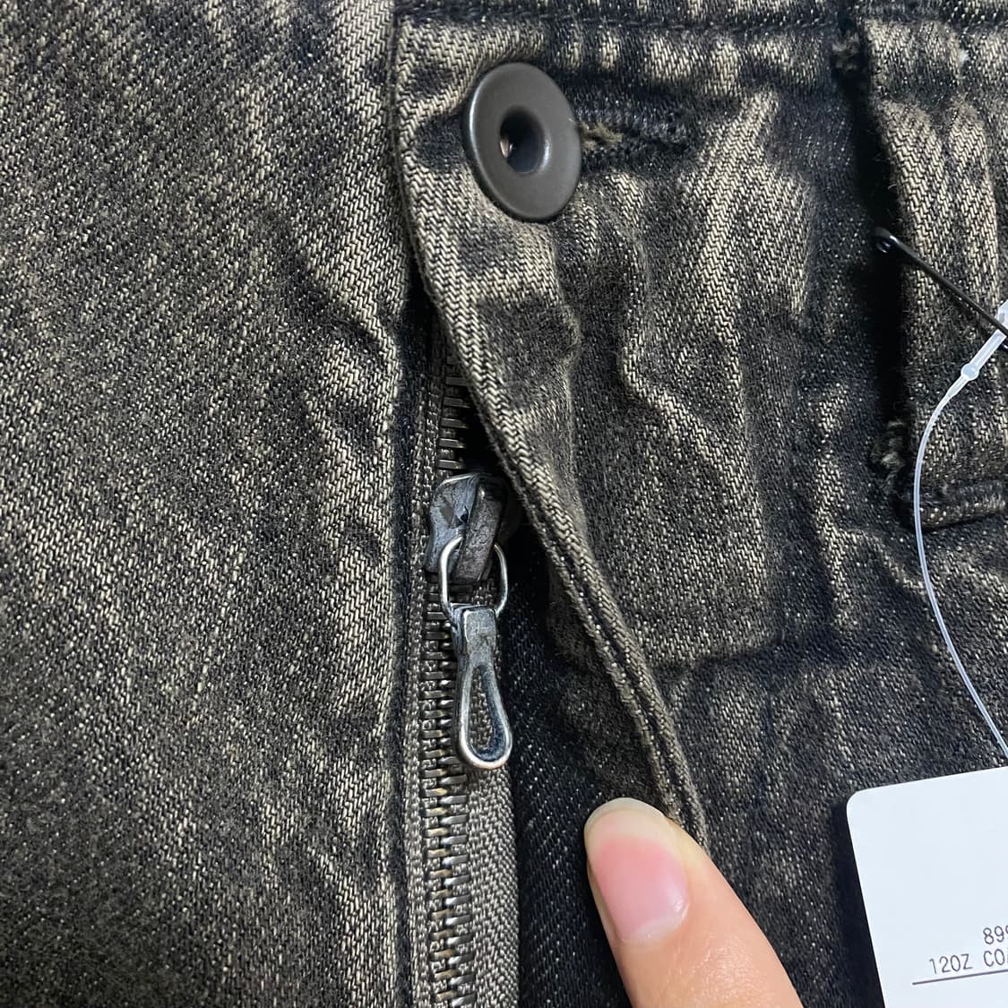 [새상품/1] 율리우스 25SS 12oz 데님 와이드 가스마스크 카고팬츠 상품이미지6