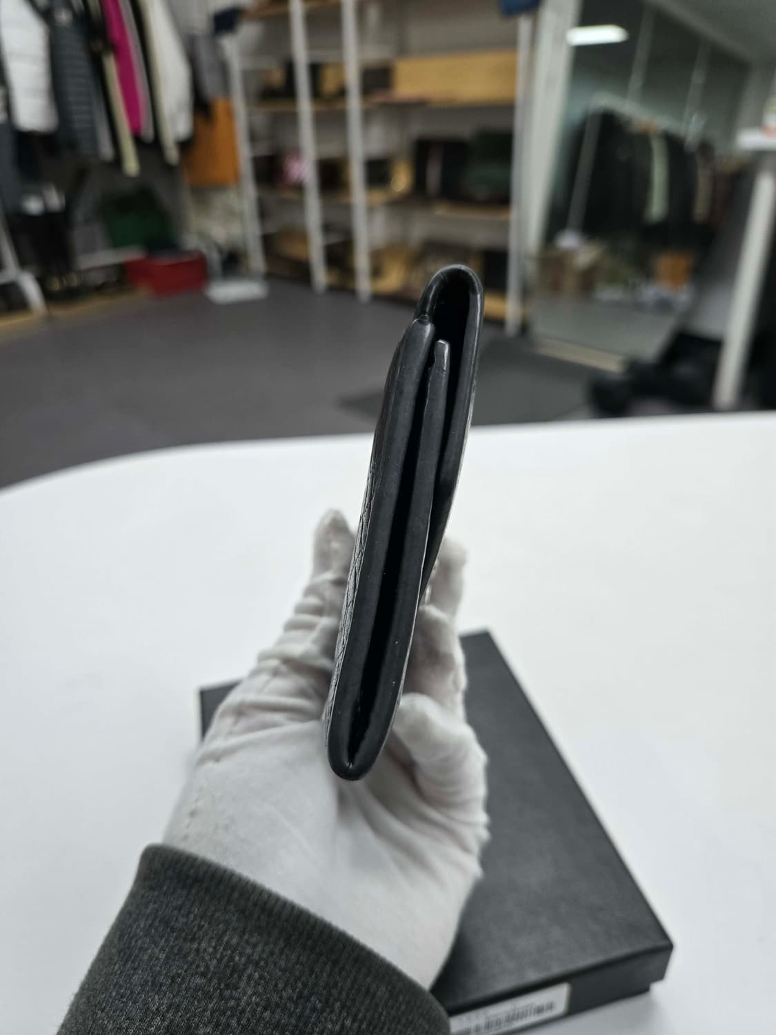 [A급컨디션]입생로랑 크로커다일 엔벨로프 반지갑 상품이미지2