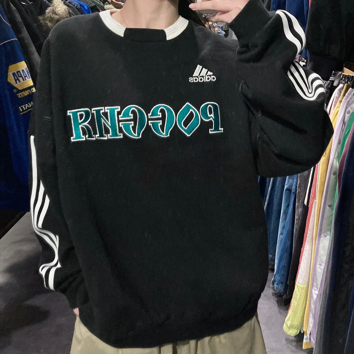 [IM] 아디다스 x 고샤 루브친스키 크루넥 블랙 상품이미지5