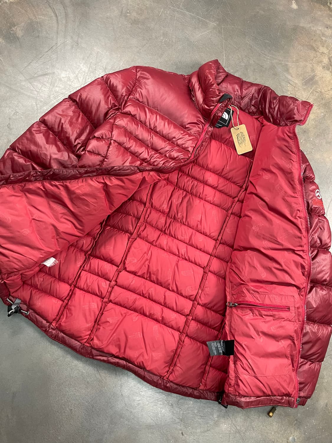 노스페이스 센터로고 써밋 패딩 상품이미지5