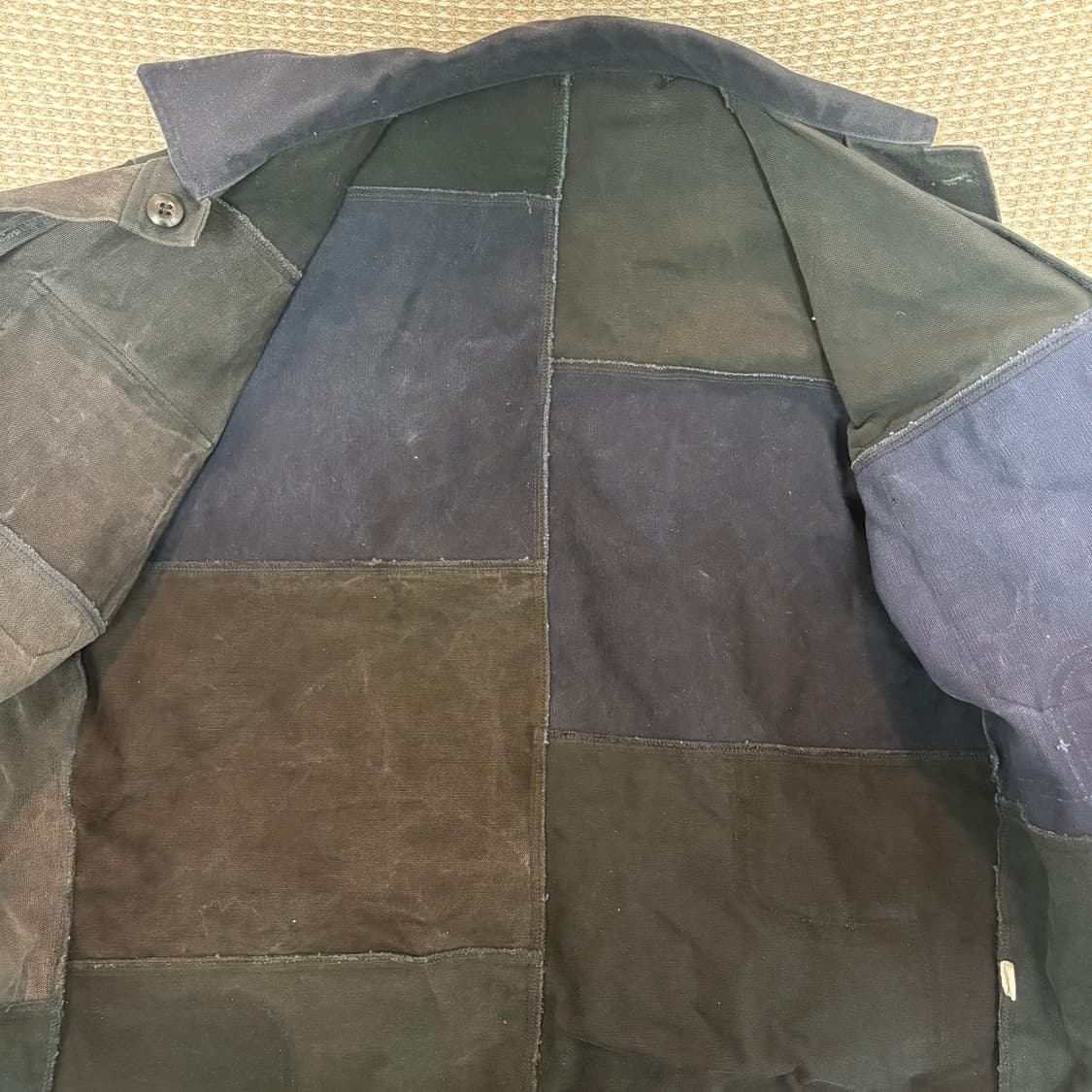 칼하트 커스텀 재킷 상품이미지3