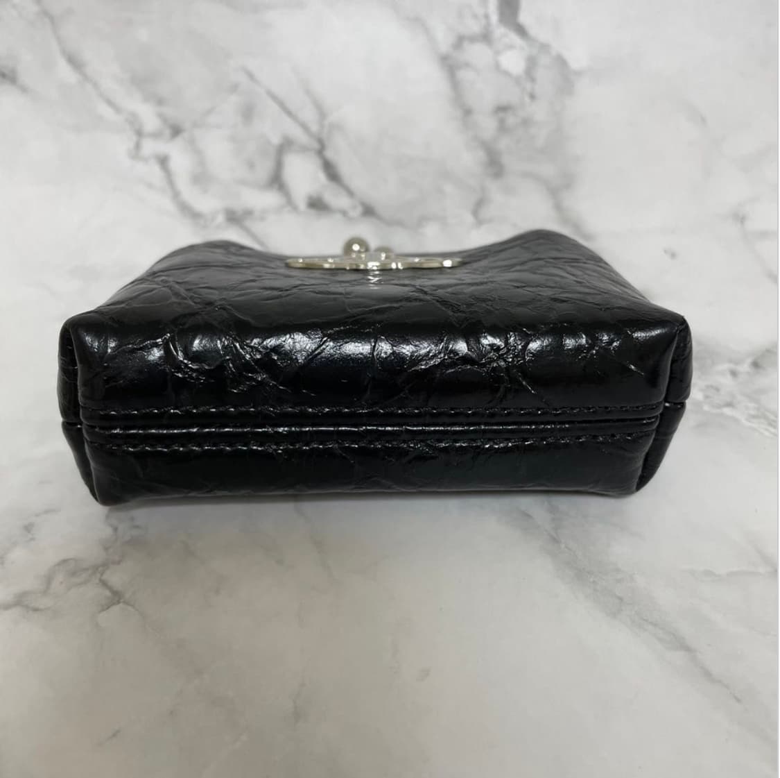 비비안 웨스트우드 아카이브 블랙 레더 복주머니 동전지갑 체인 크로스백 상품이미지3