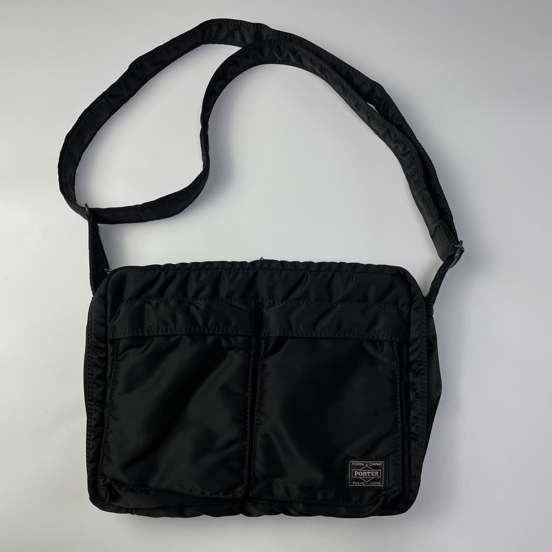 PORTER TANKER 포터 탱커 숄더백 L 상품이미지1