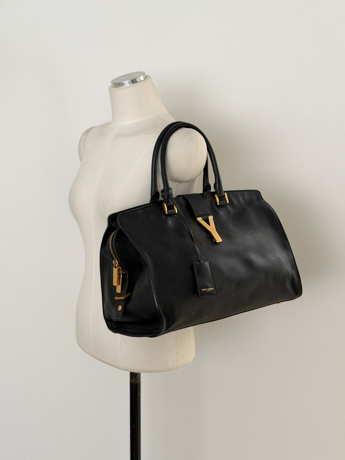 생로랑 뉴 카바스 토트백 상품이미지4