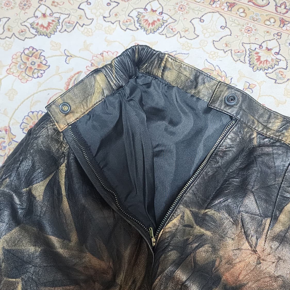 유럽) 80s 데제레 리얼레더 빈티지 스커트
24-25 상품이미지3