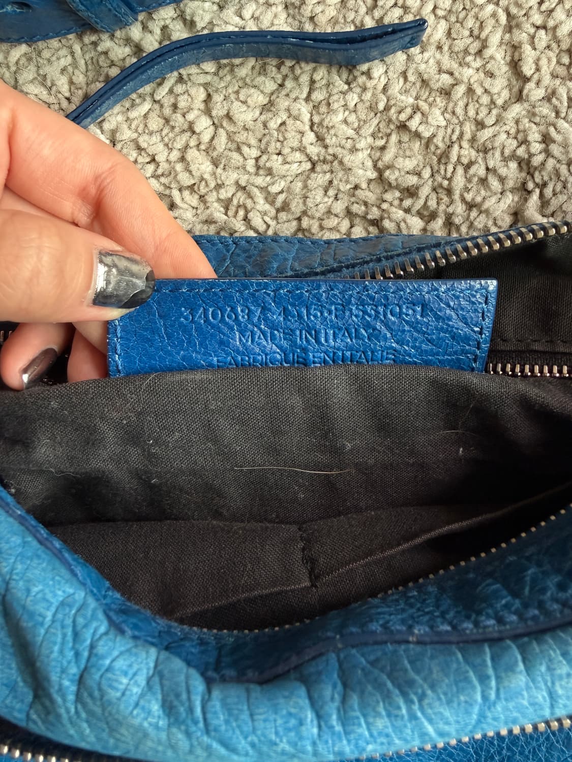 발렌시아가 클래식 데이 모터백 상품이미지5