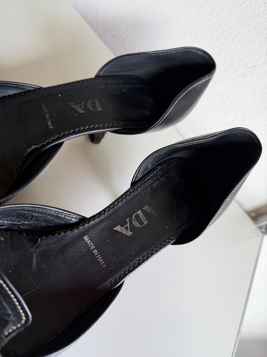 프라다 스틸레토 체인 키튼 힐 상품이미지3