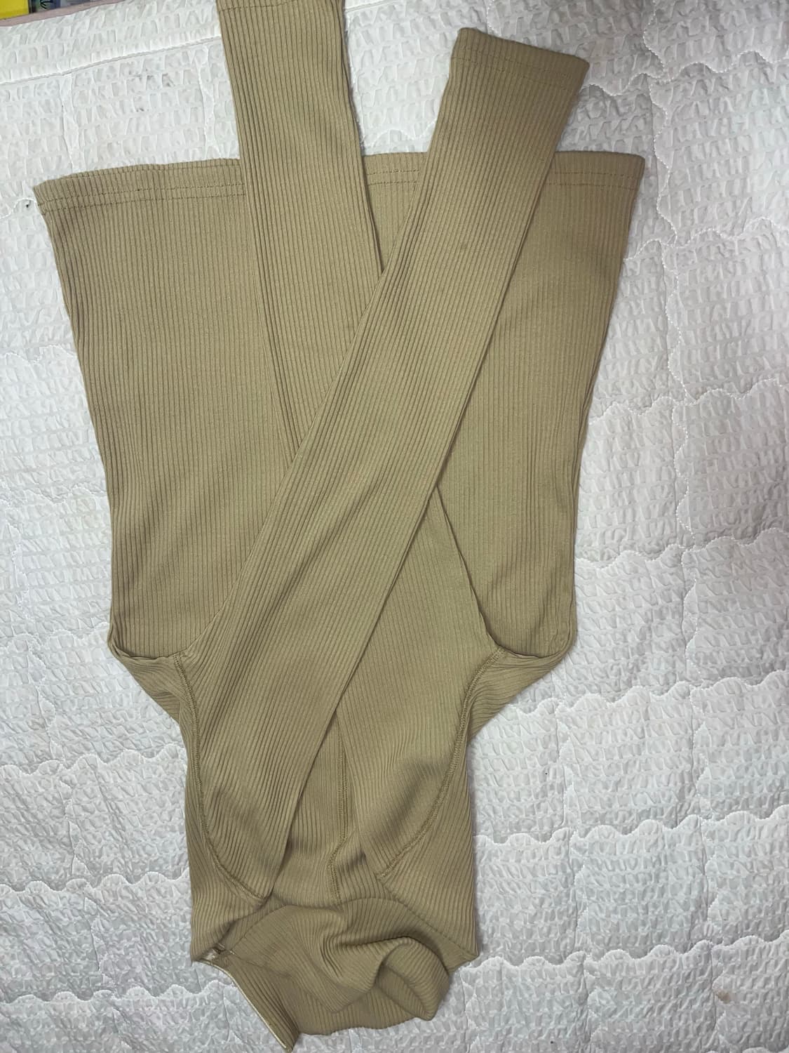 에옹쓰 터틀넥 머스타드 상품이미지8