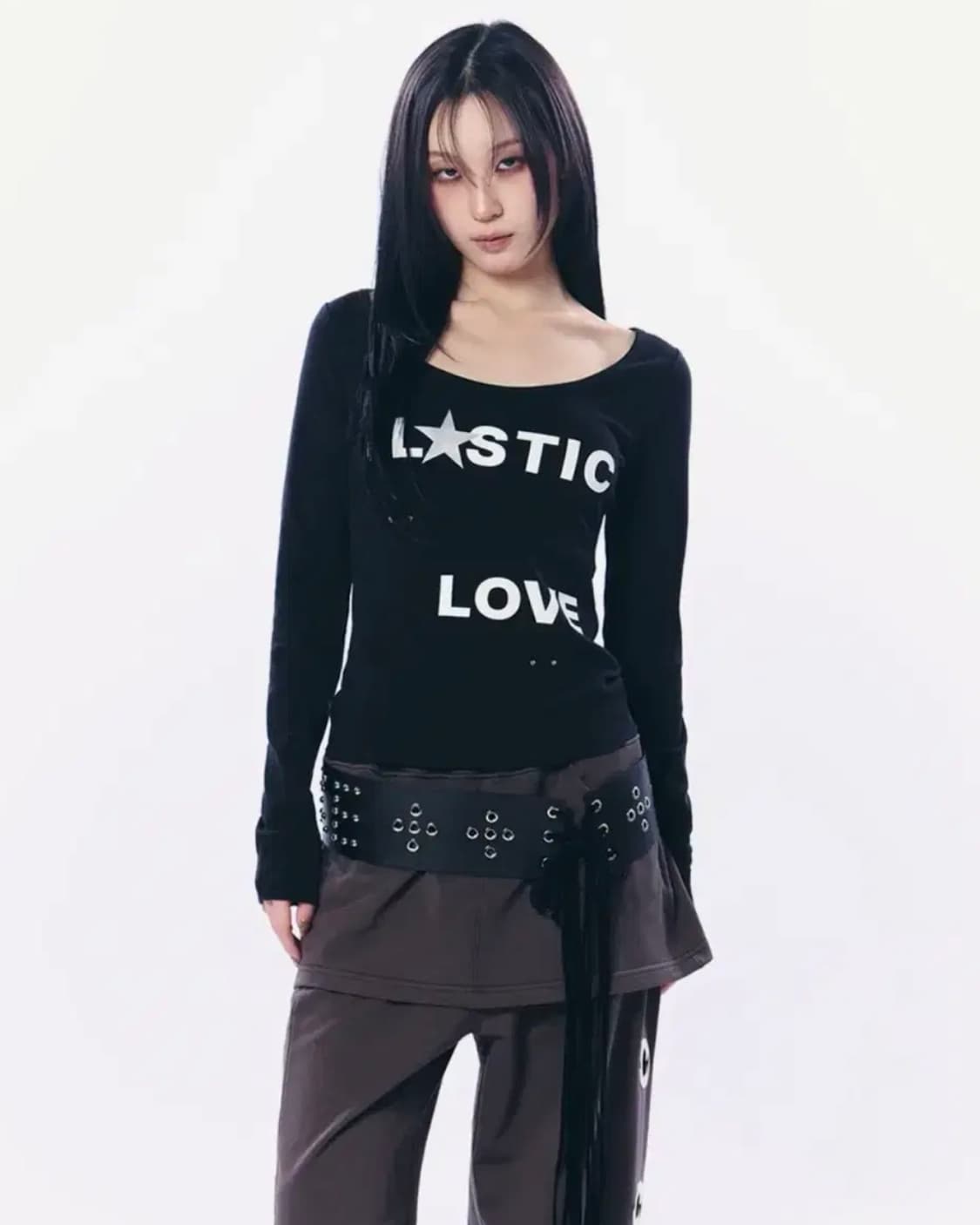셋업이엑스이 LOVE U-NECK TOP / BLACK 상품이미지2
