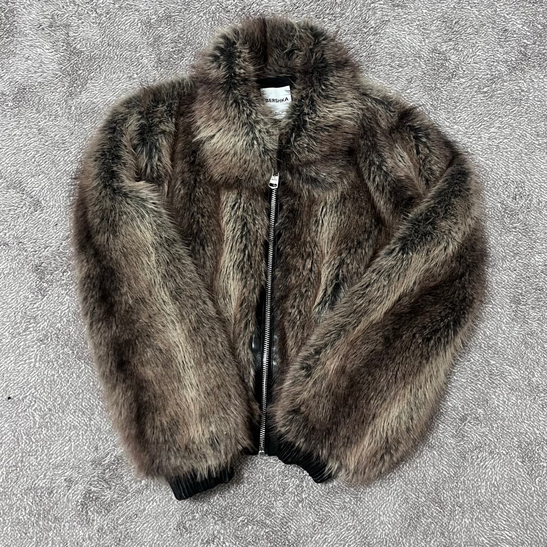 Bershka 버쉬카 퍼자켓   상품이미지1