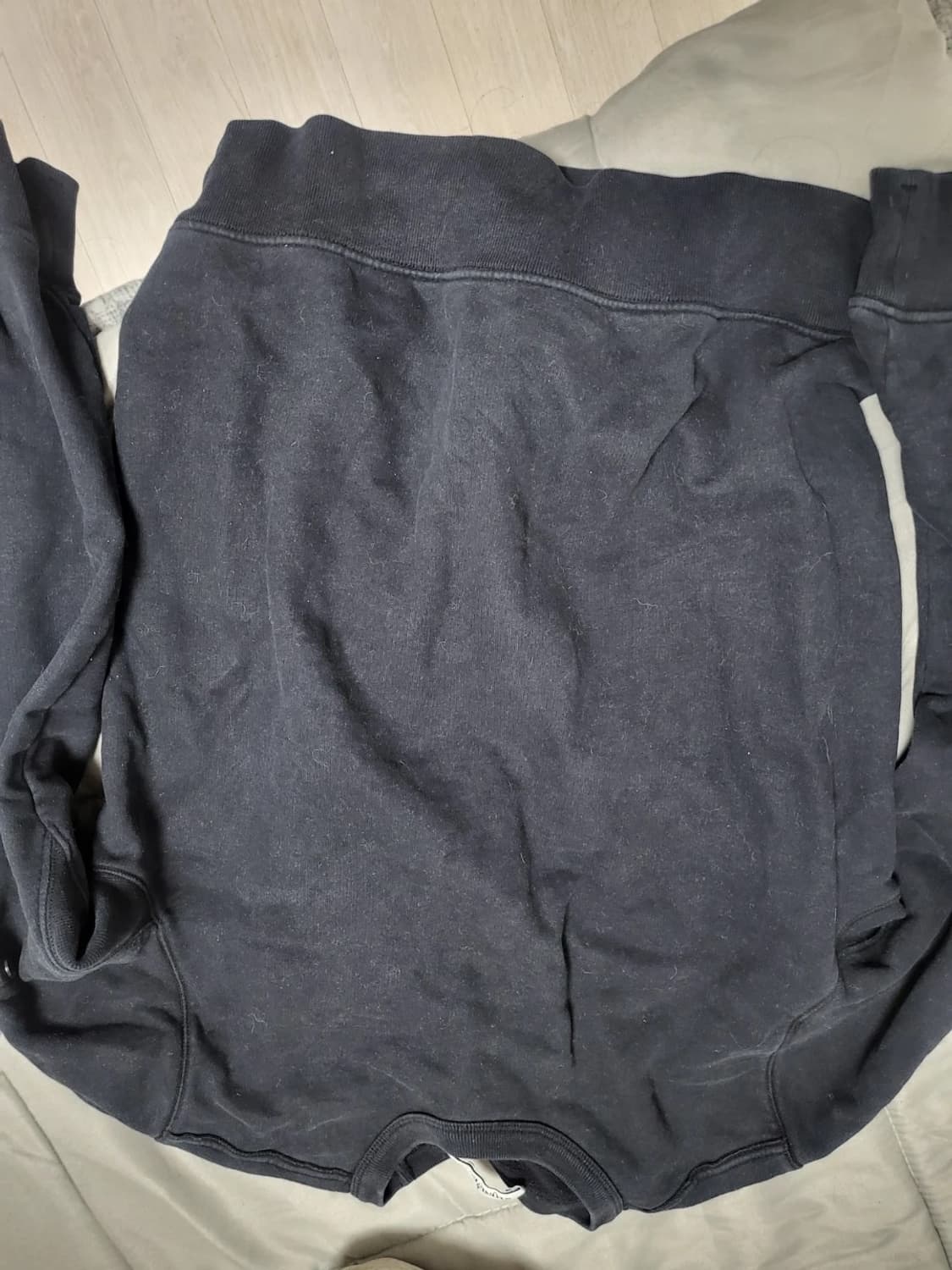 스톤아일랜드 맨투맨 블랙 상품이미지4