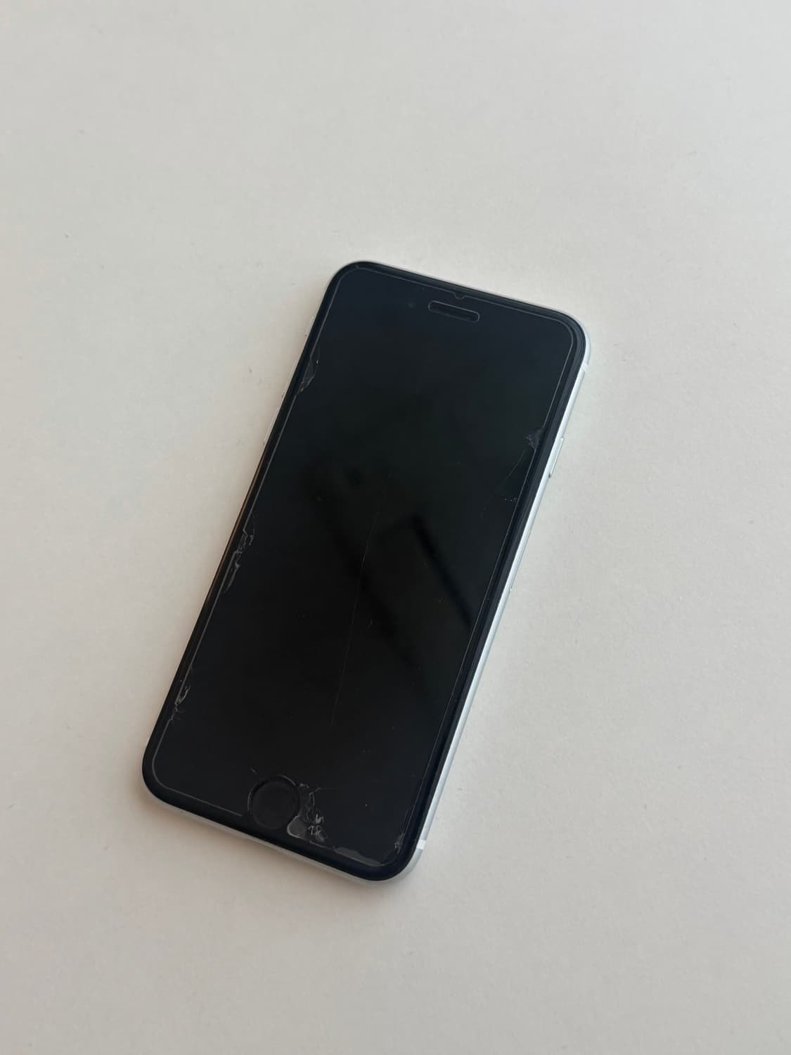 아이폰 se2 화이트 64 상품이미지2